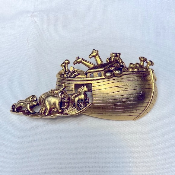 Vintage AJC American Jewelry Company Noah’s Arc Brooch - Picture 1 of 6